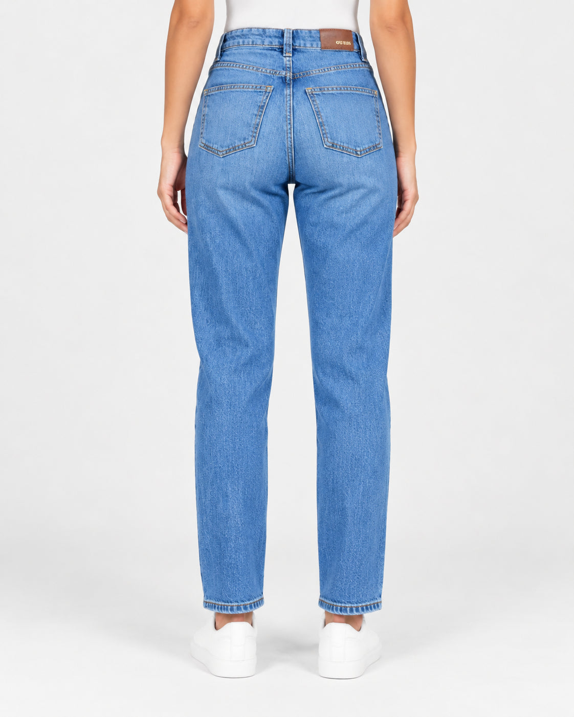 GUESS? NEW MOM Donna JEANS W6YA3JD1541
